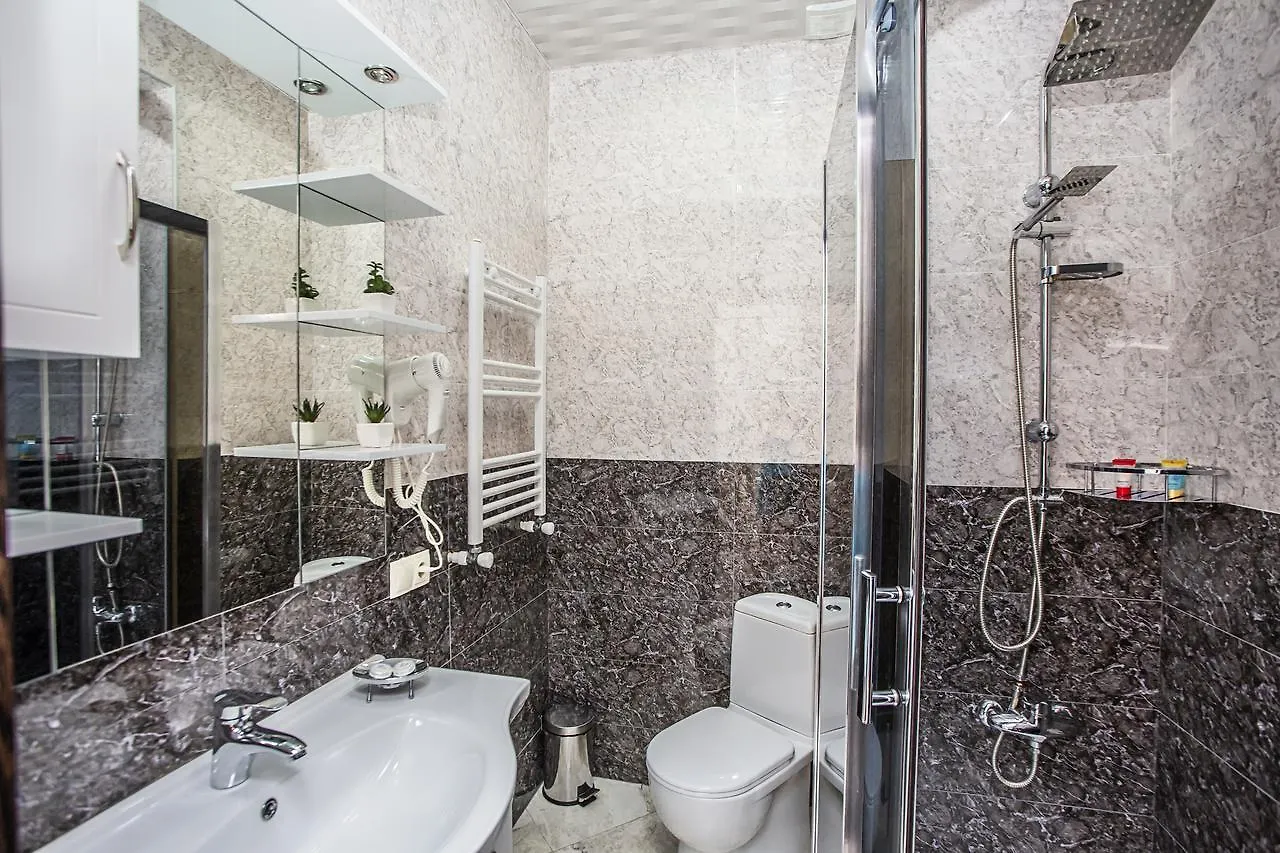 Teatron Hotell Tbilisi 3*,  Georgien